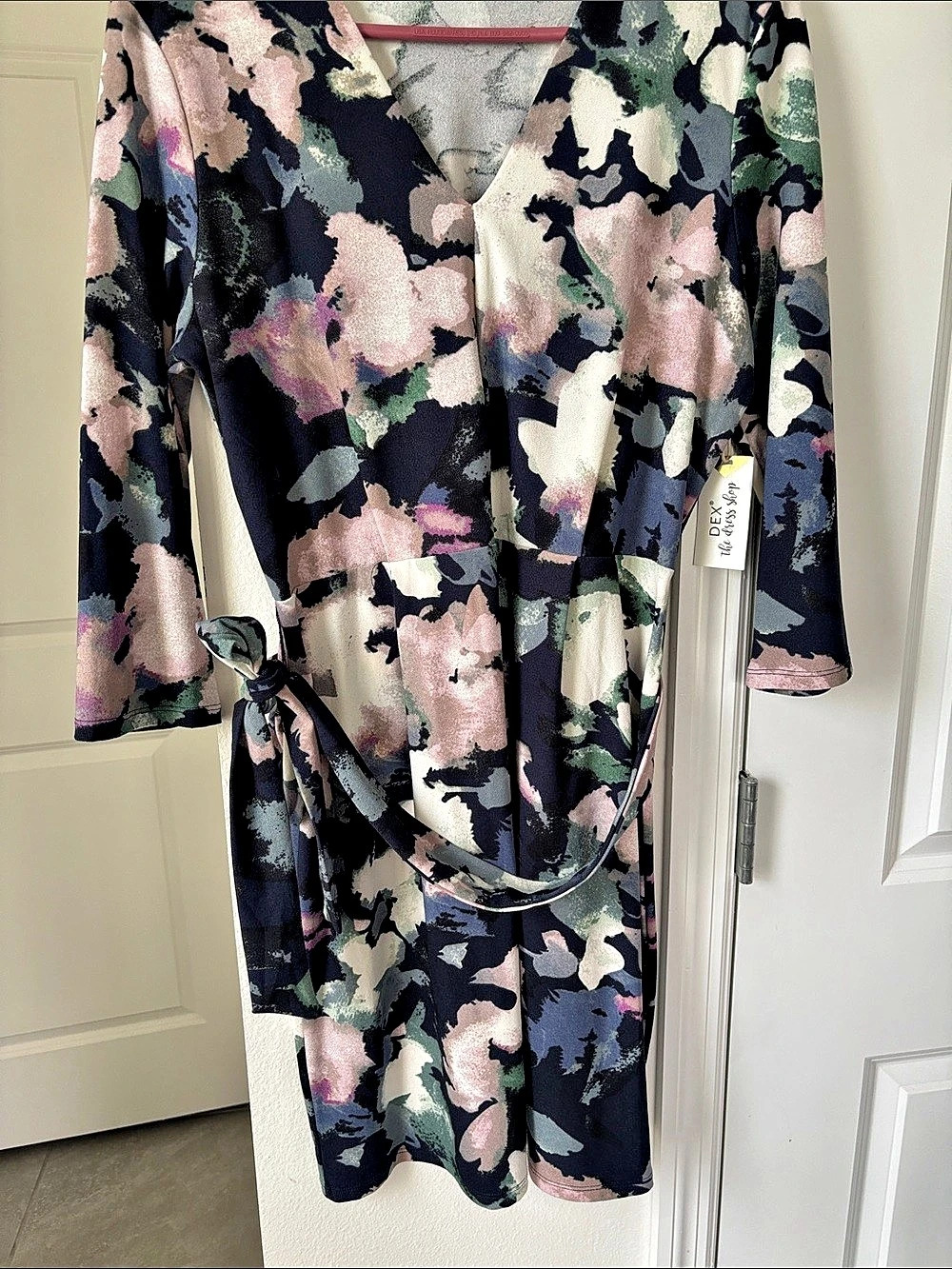 Dex Floral Midi Dress Size Large NWT
